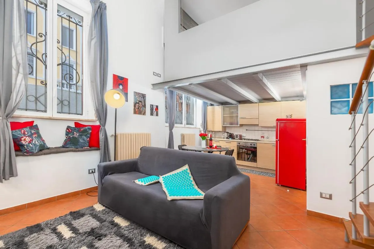 Navigli-DuomoLove Loft, Comfort ,Netflix, Wifi Apartamento Milão