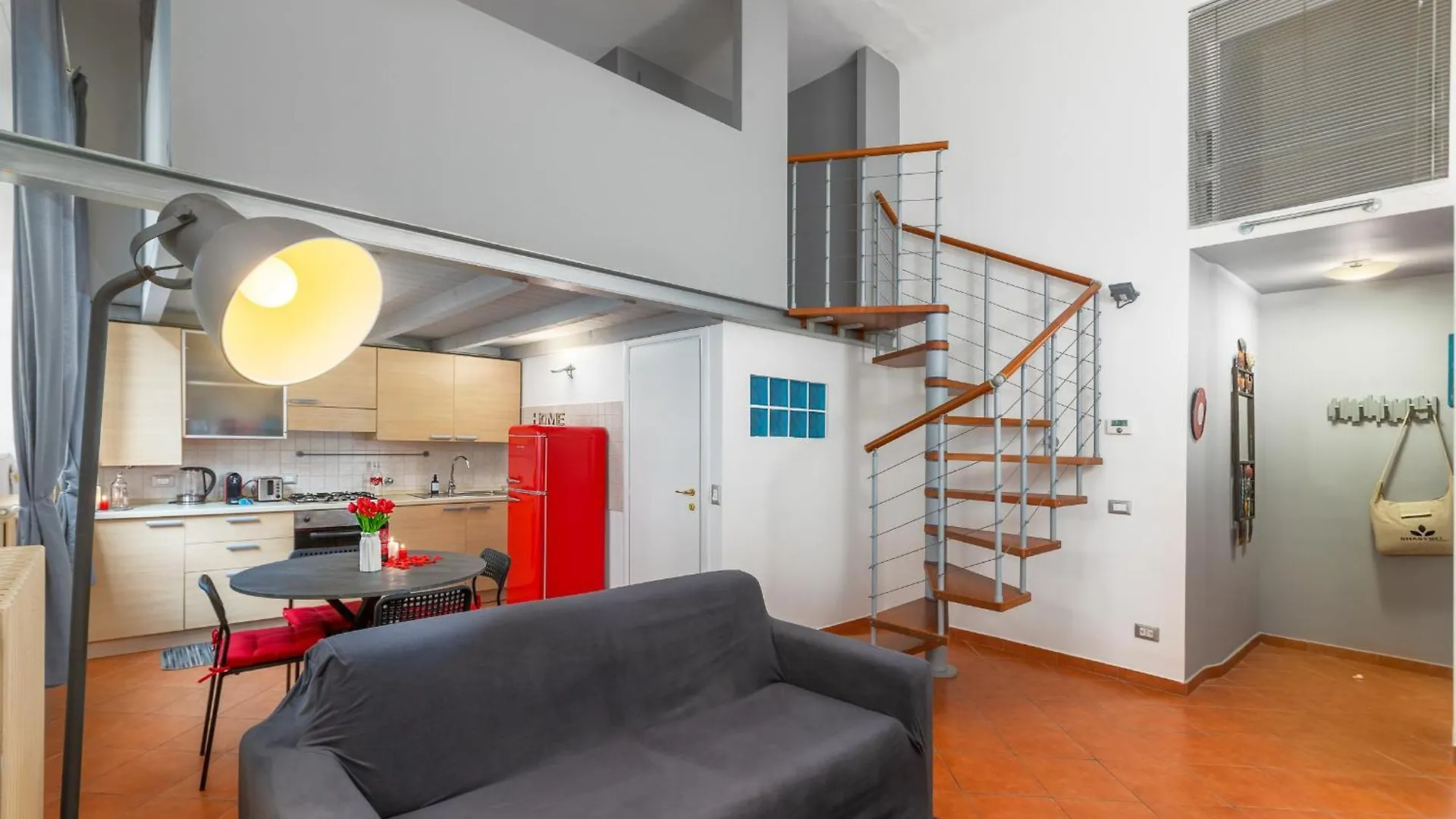 Navigli-DuomoLove Loft, Comfort ,Netflix, Wifi Appartamento Milano Italia